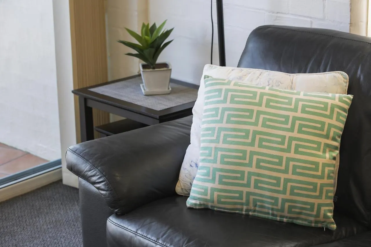 Crown Apartments Merimbula 4*,  Australia